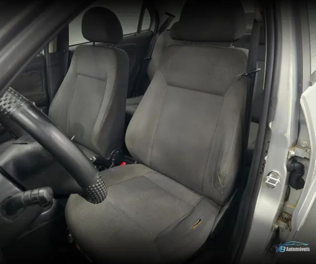 Volkswagen Voyage 1.0/1.0 City Mi Total Flex 8V 4p, foto 12 de 15