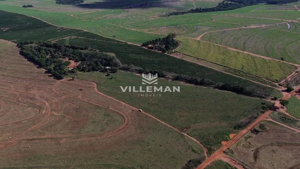 Sítio à venda em Tapejara, Centro, com 5 suítes, com 5.5 alqueires - Foto 2