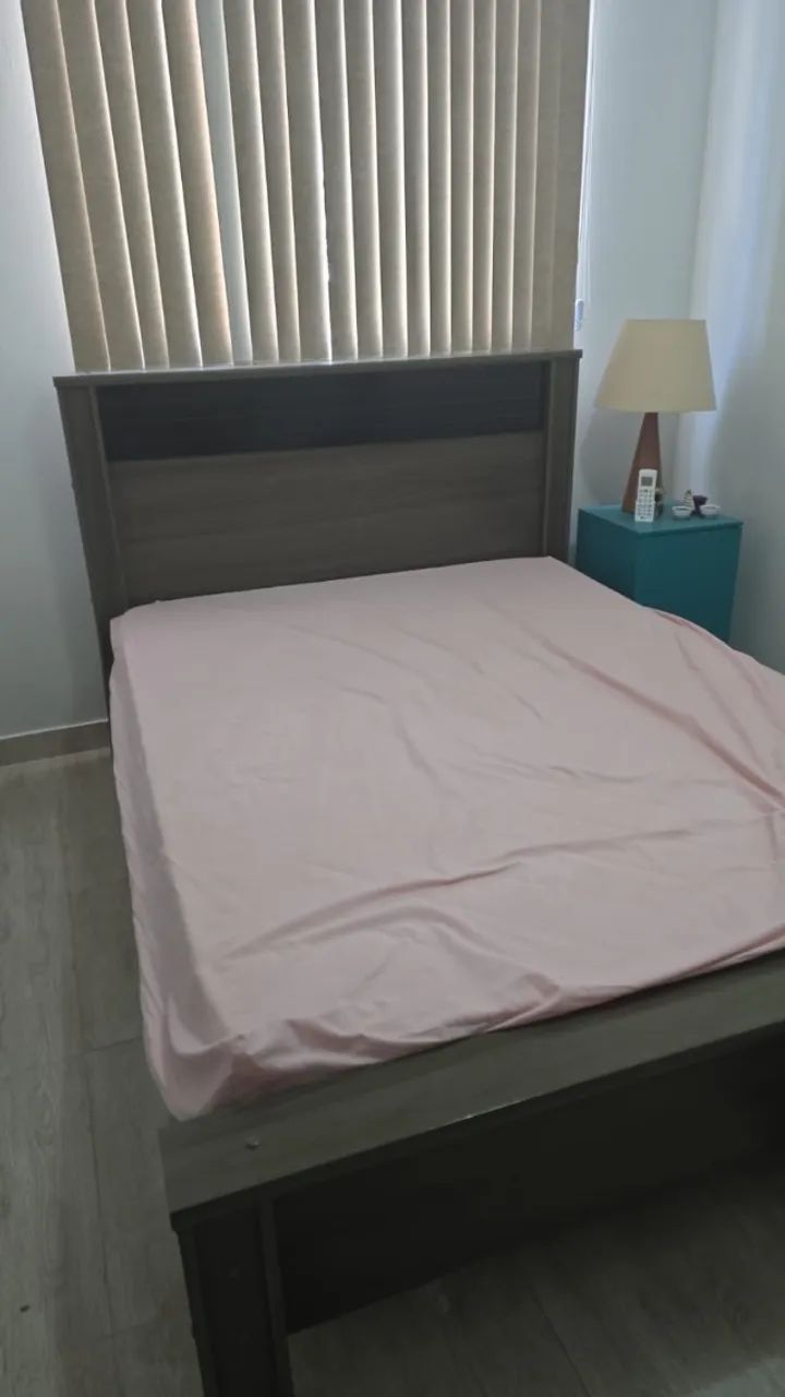 Cama Casal com Colchão SEMI-NOVA - Foto 2