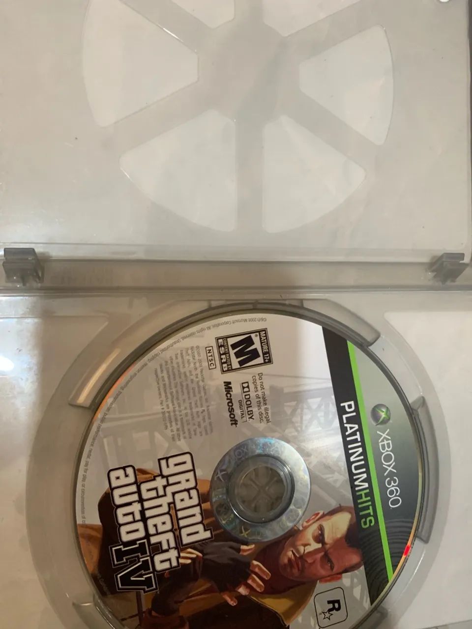 Gta 4 xbox 360, com defeito  - Foto 2