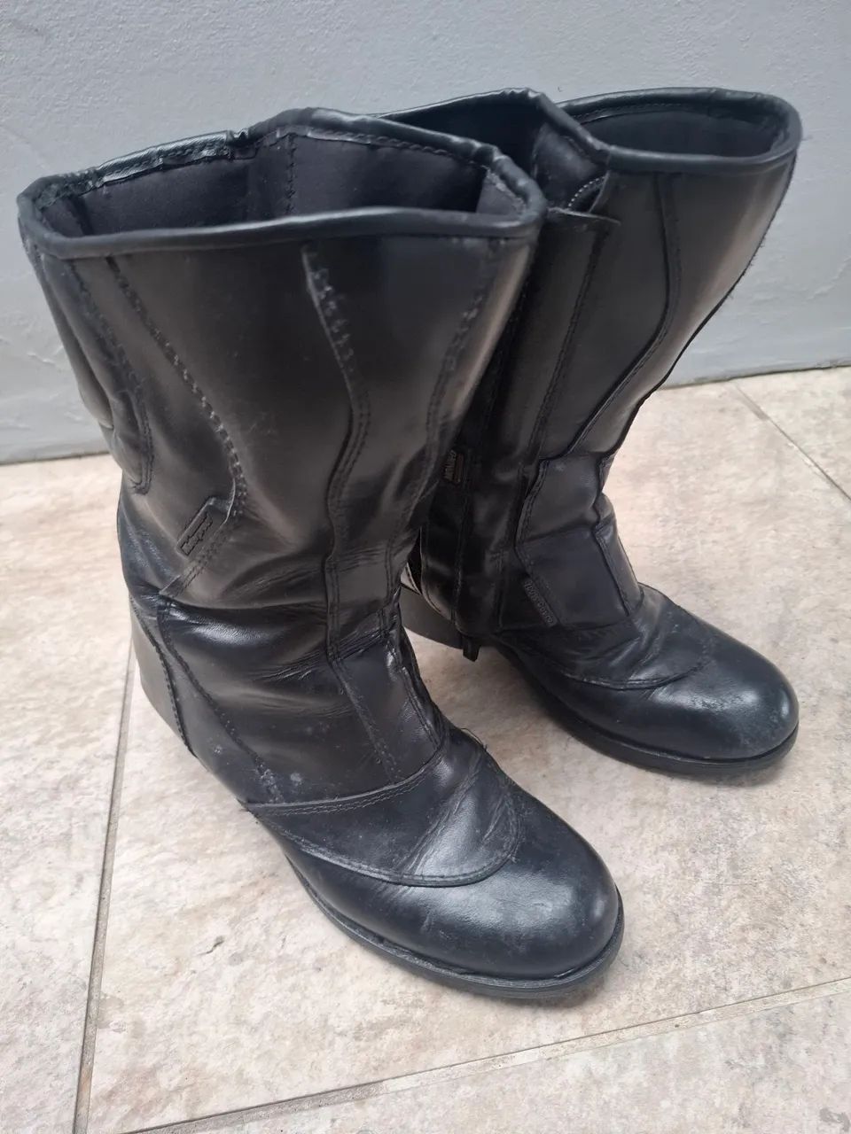 Bota impermeável feminina n.37 - Foto 2
