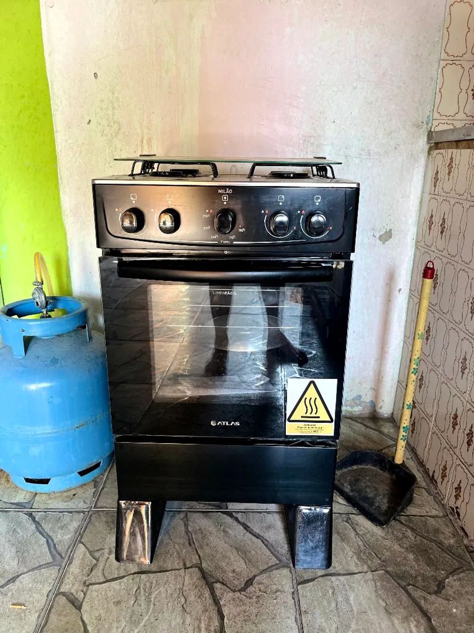 Vend-se Fogão 4 bocas 