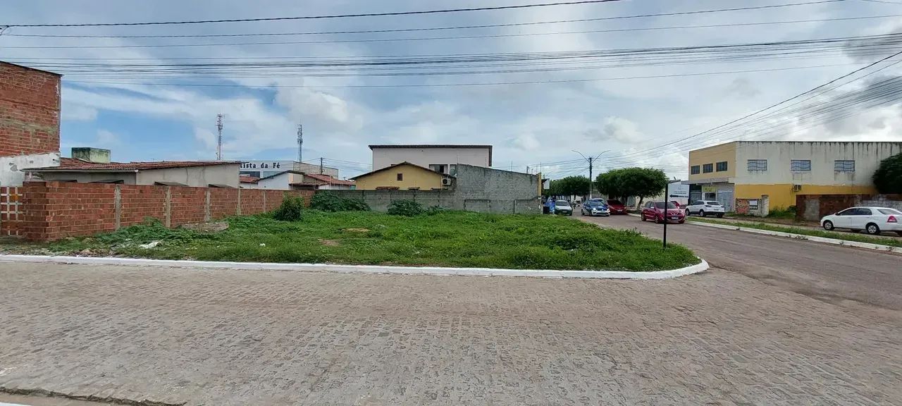 EXCELENTE TERRENO DE ESQUINA NO CENTRO DE EXTREMOZ. - Foto 3
