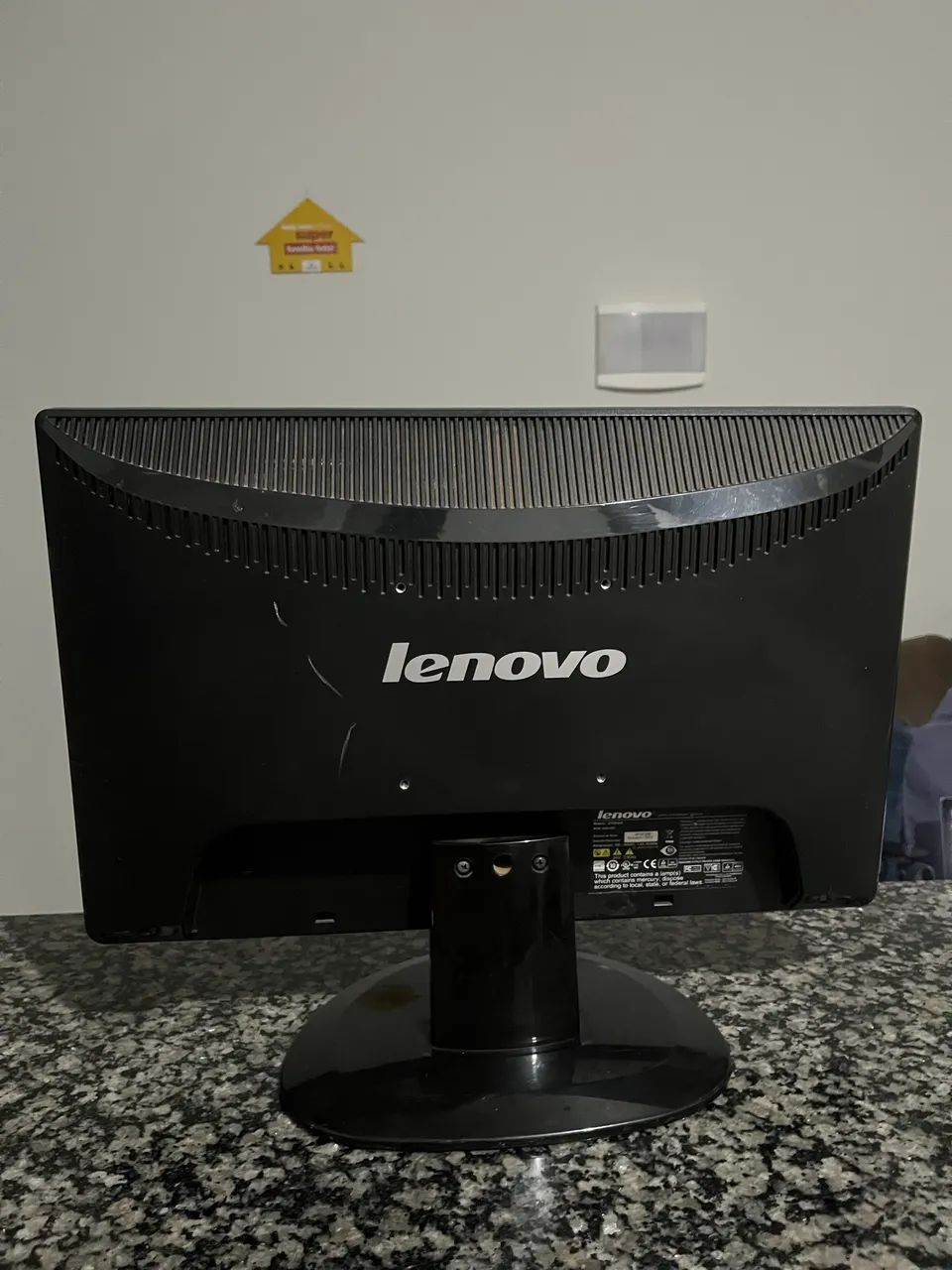 Monitor Lenovo  - Foto 3