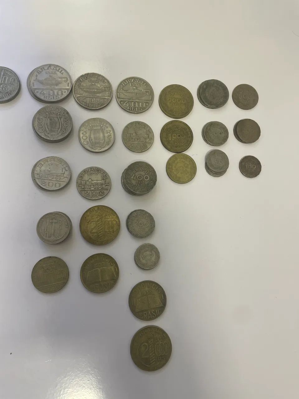 Troco moedas antigas de coleção 