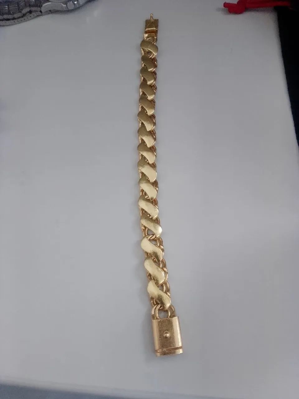 Pulseira de moeda antiga banhada a ouro - Foto 2