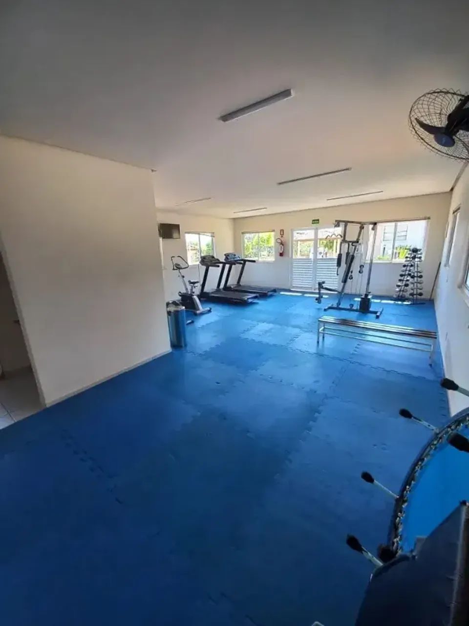 Alugo/Vendo Ap 3 quartos com suíte, com e sem mobília completa. - Foto 2