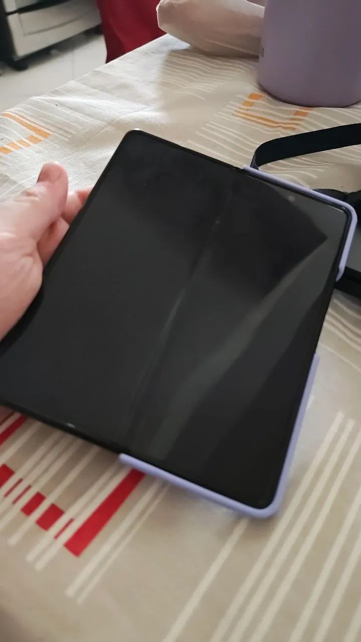 Z Fold3 com defeito, carcaça, retirada de peças  - Foto 3