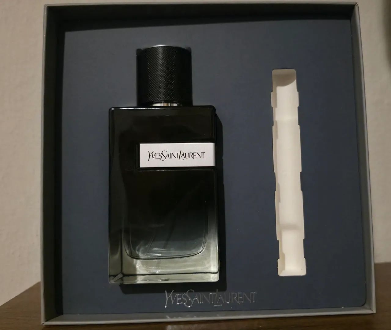 Y EDP 100 ML caixa Coffret - Foto 2