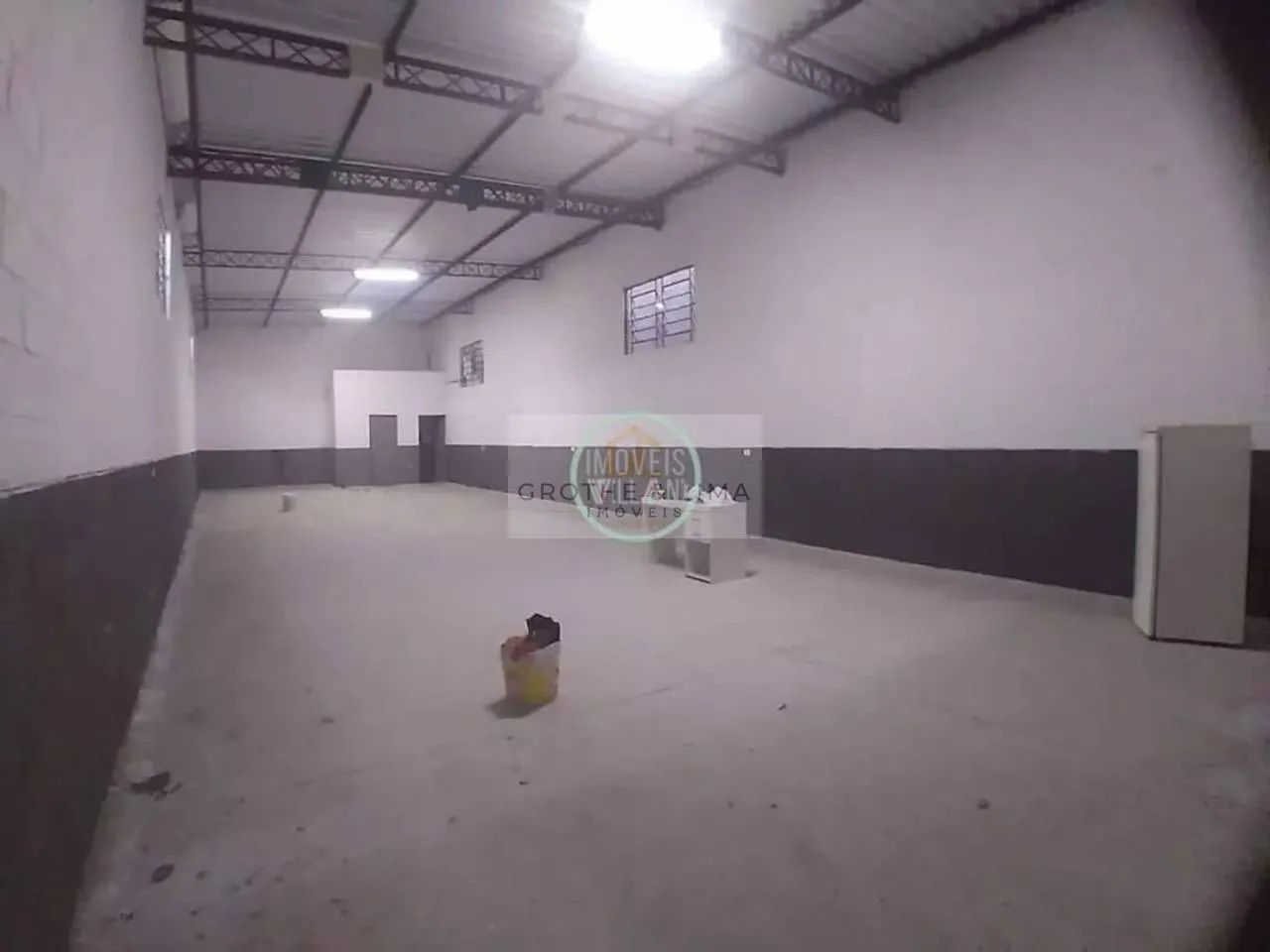 Galpão no Jardim Satélite 326m²