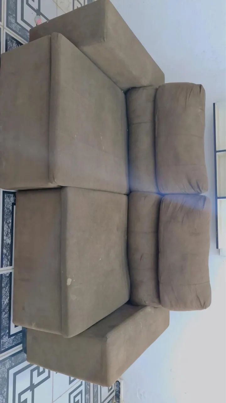 Vendo sofá retrátil marrom conservado - Foto 3