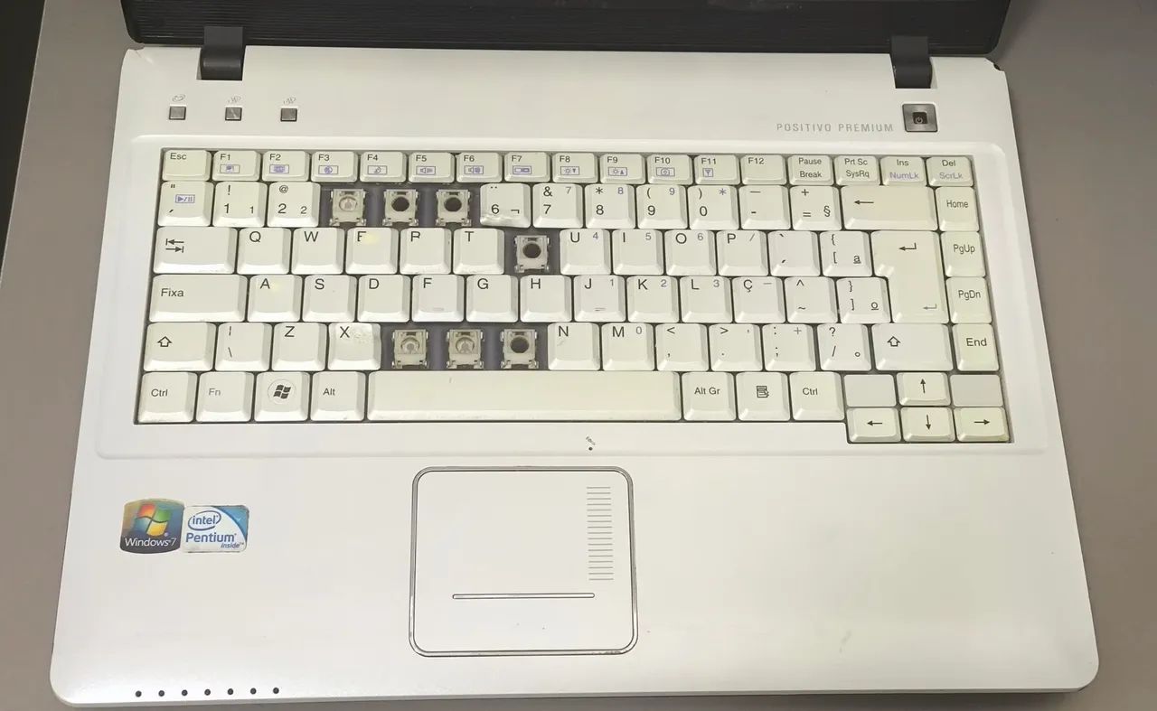Notebook Positivo Premium para uso ou conserto. - Foto 2