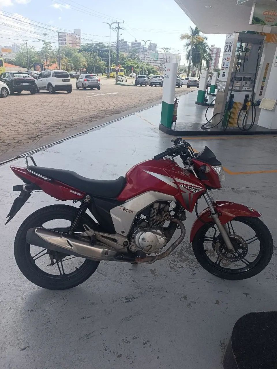 Titan 150