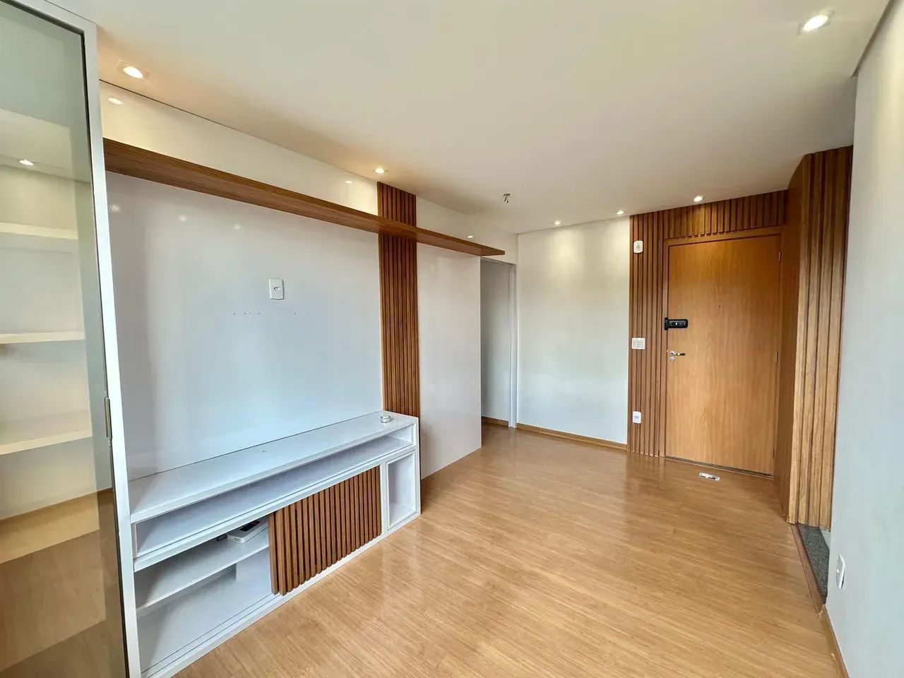 Apartamento montado de 2 quartos no Cabral