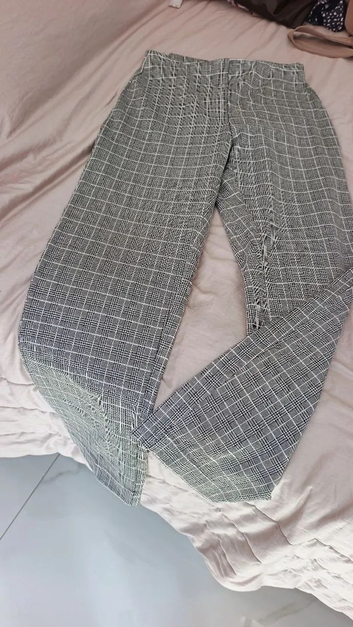 Calça feminina 