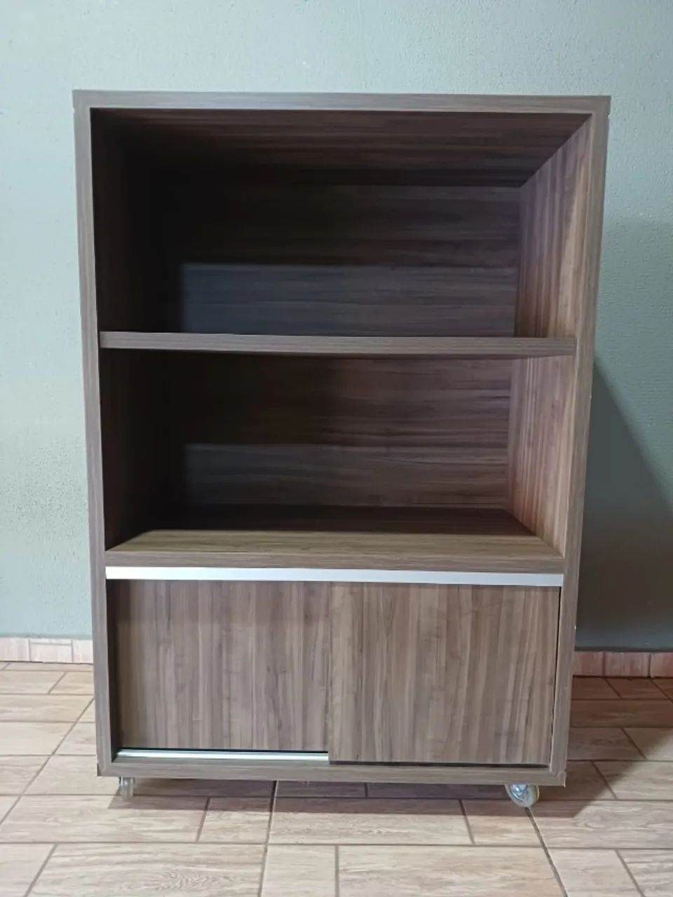ESTANTE com rodinhas de silicone 
