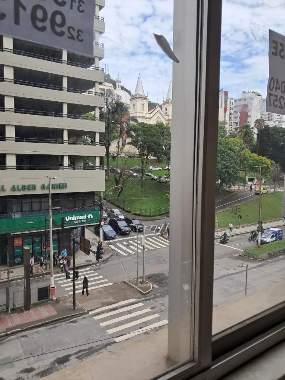 Sala na Avenida Rio Branco esquina com a Rua Espírito Santo