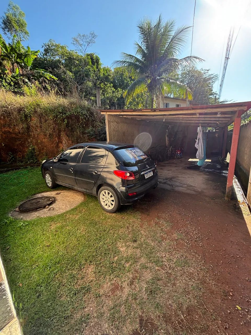 Casa com um lote e meio, com 3 quartos e um banheiro - Foto 3