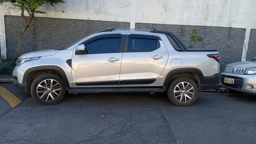 Fiat Strada Volcano 1.3 Flex 8V CD 2023