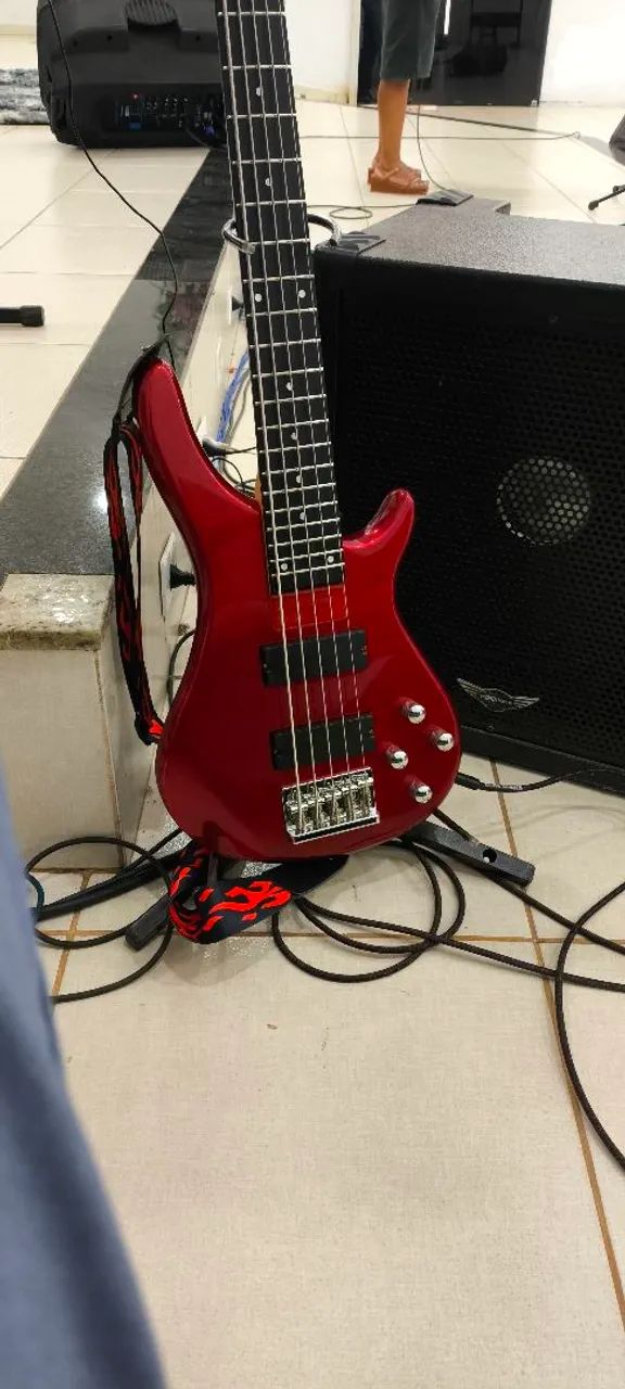 Baixo 5 Cordas Giannini Gb205a usado