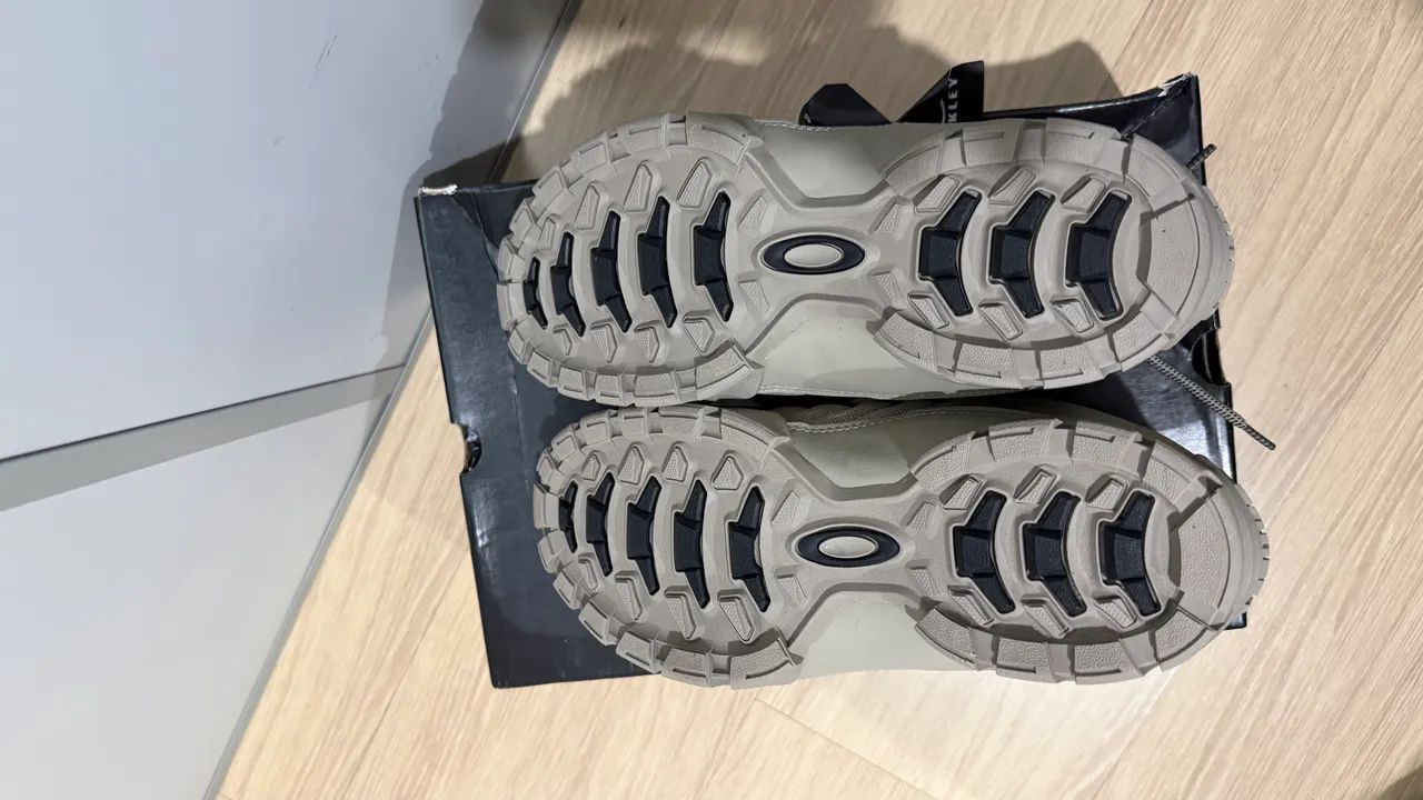 Botinha Oakley Half Track III - Foto 4