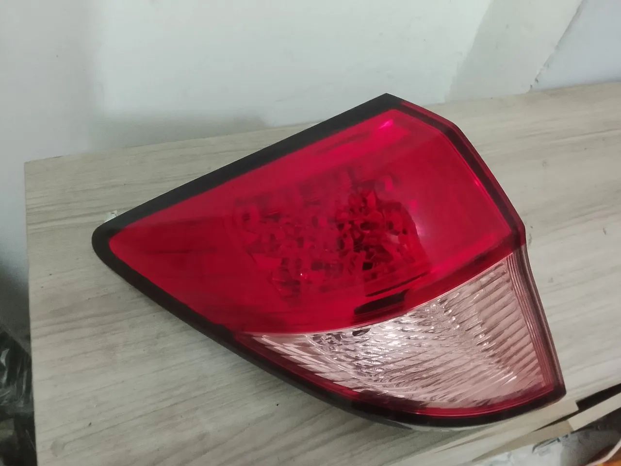 Lanterna Esq original de hrv 2016