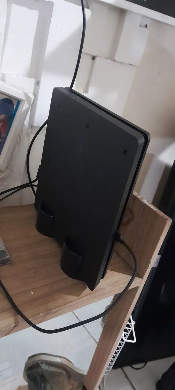 Ps4 desbloqueado com1 tera e meio e vários jogos 