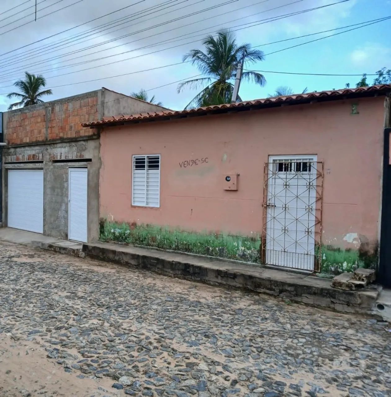 Vende-se casa em Camocim