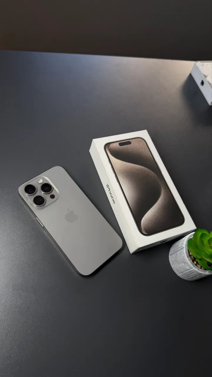 iPhone 15 Pro 256GB  - Foto 2