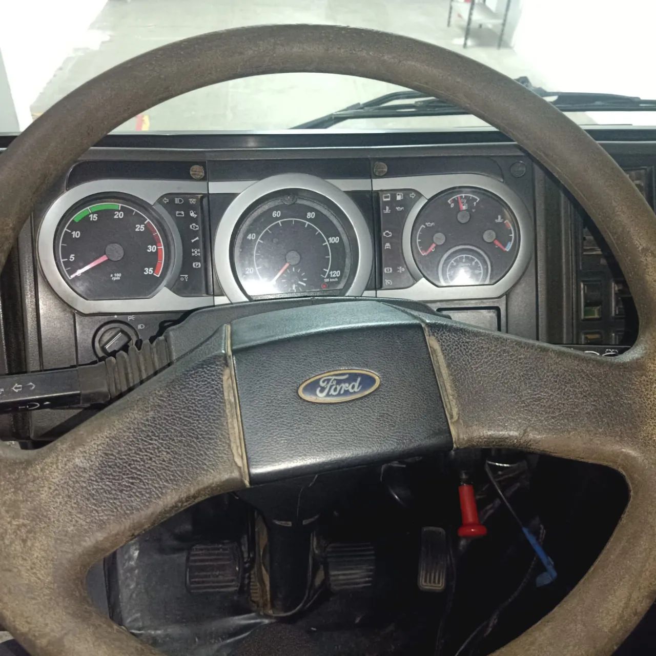 Ford 815e - Foto 3
