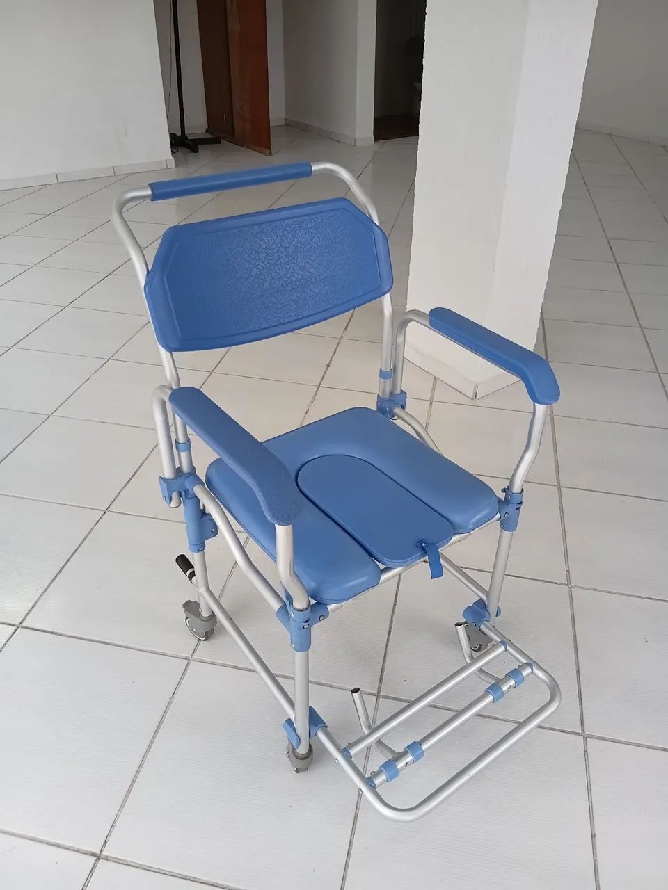 Cadeira de banho para idosos  - Foto 2