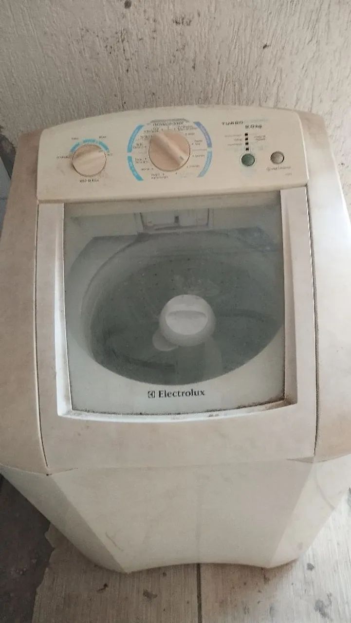 Máquina de lavar com defeito 
