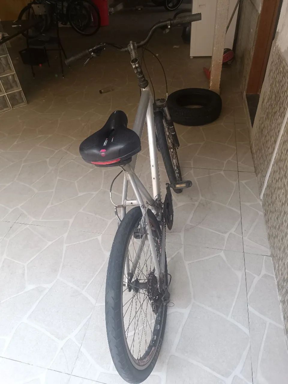 Bicicleta de alumínio aro 26 - Foto 3