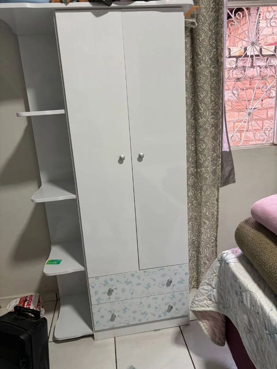 Guarda roupa infantil 