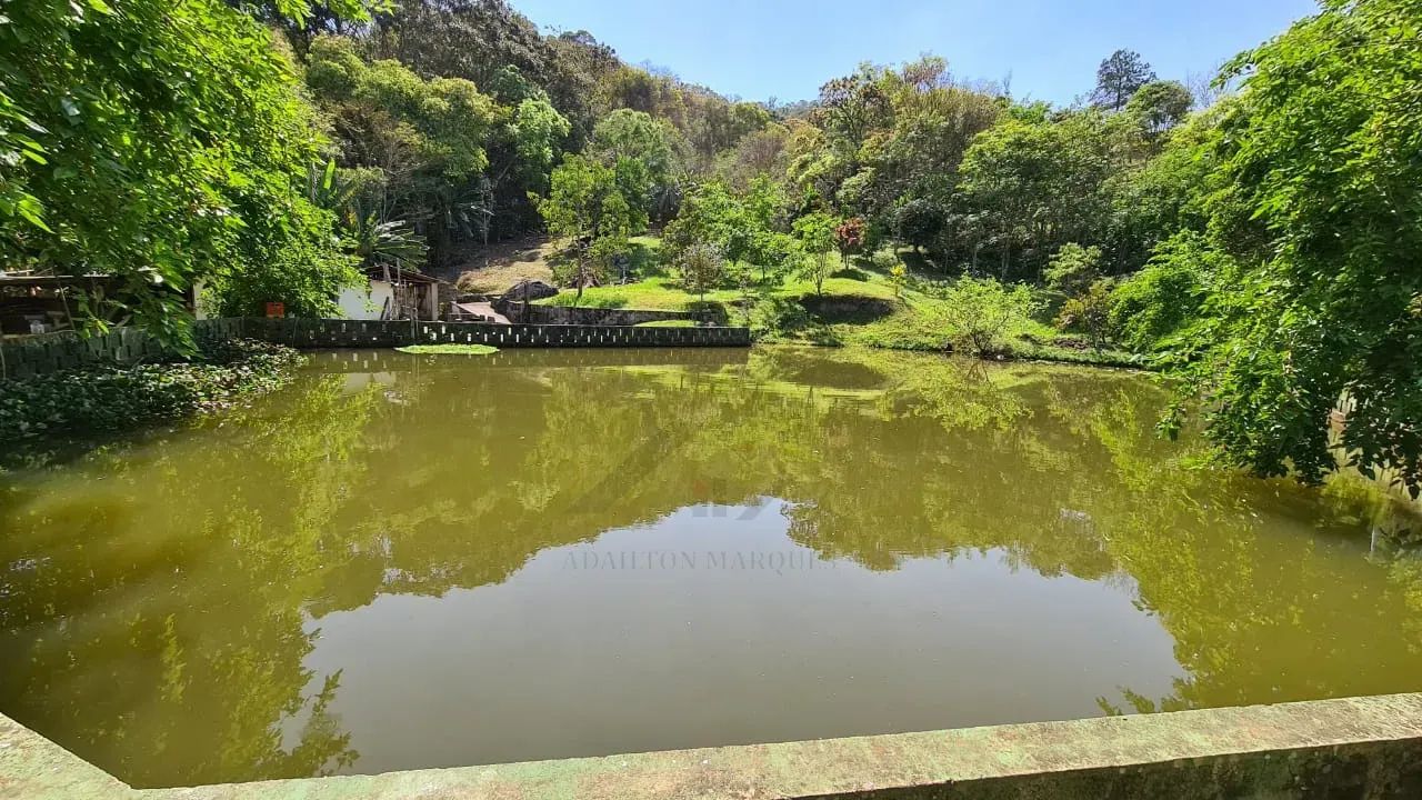 Linda Chácara com 8 mil m² em Itapeva-MG - Foto 2
