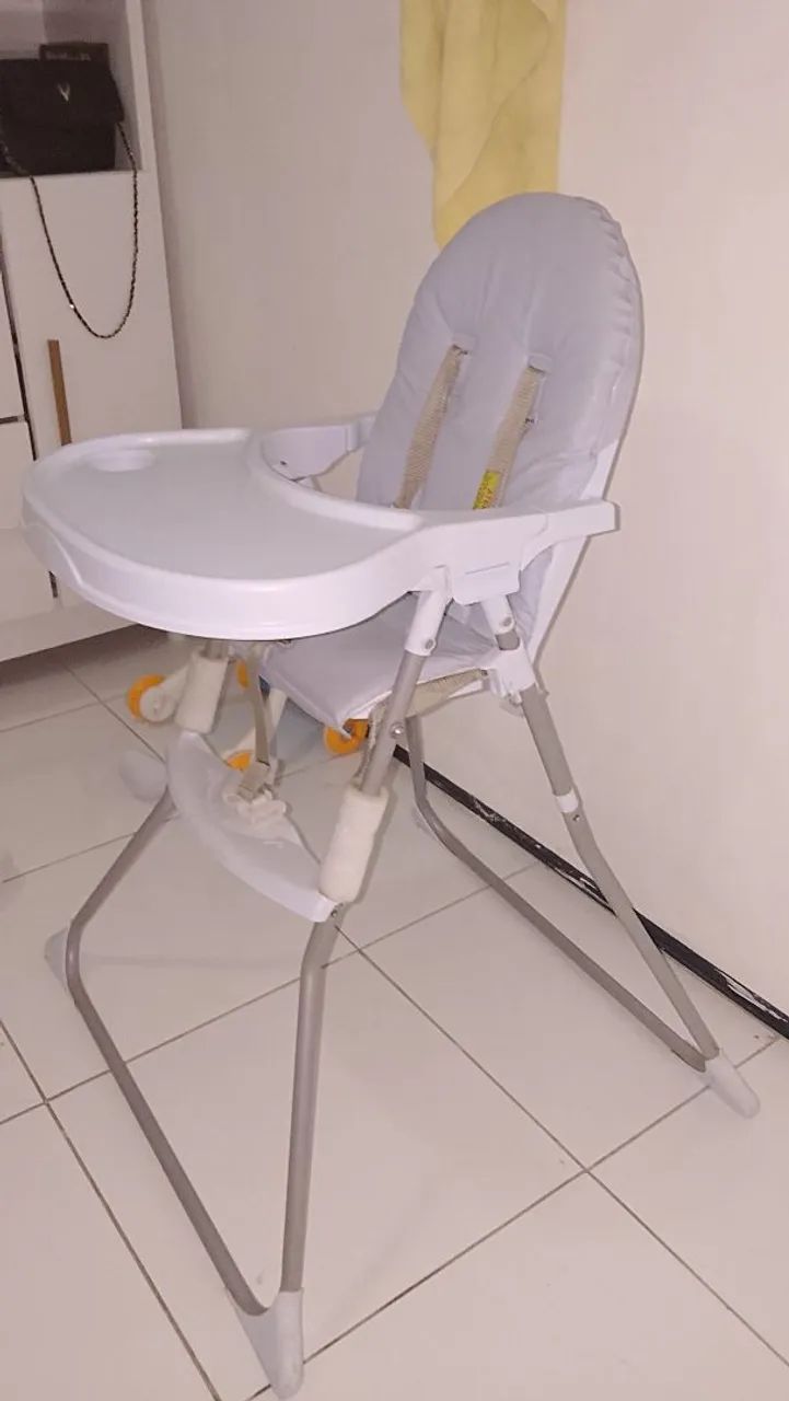Cadeira de alimentação 