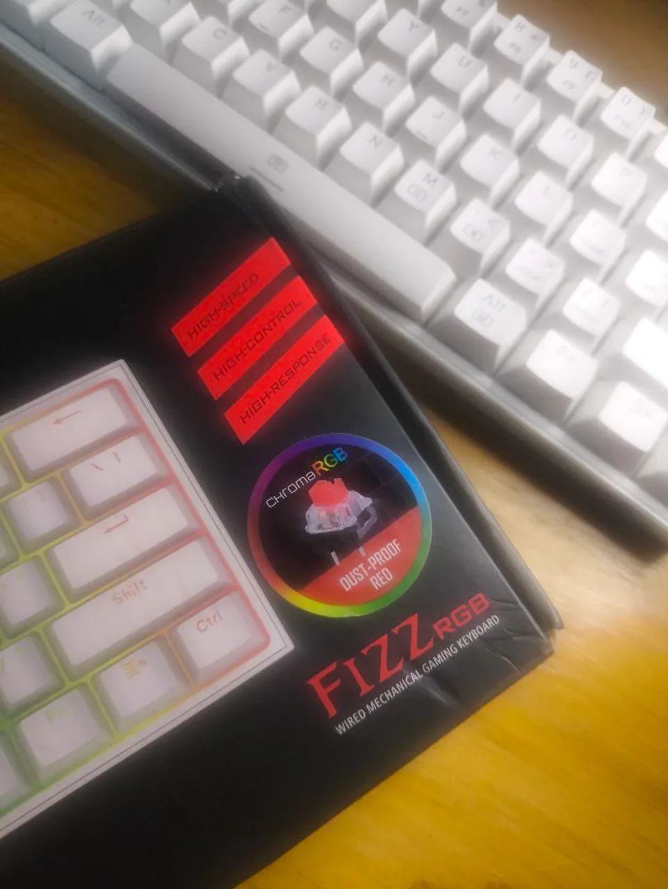 Teclado REDRAGON - 60% - Foto 2