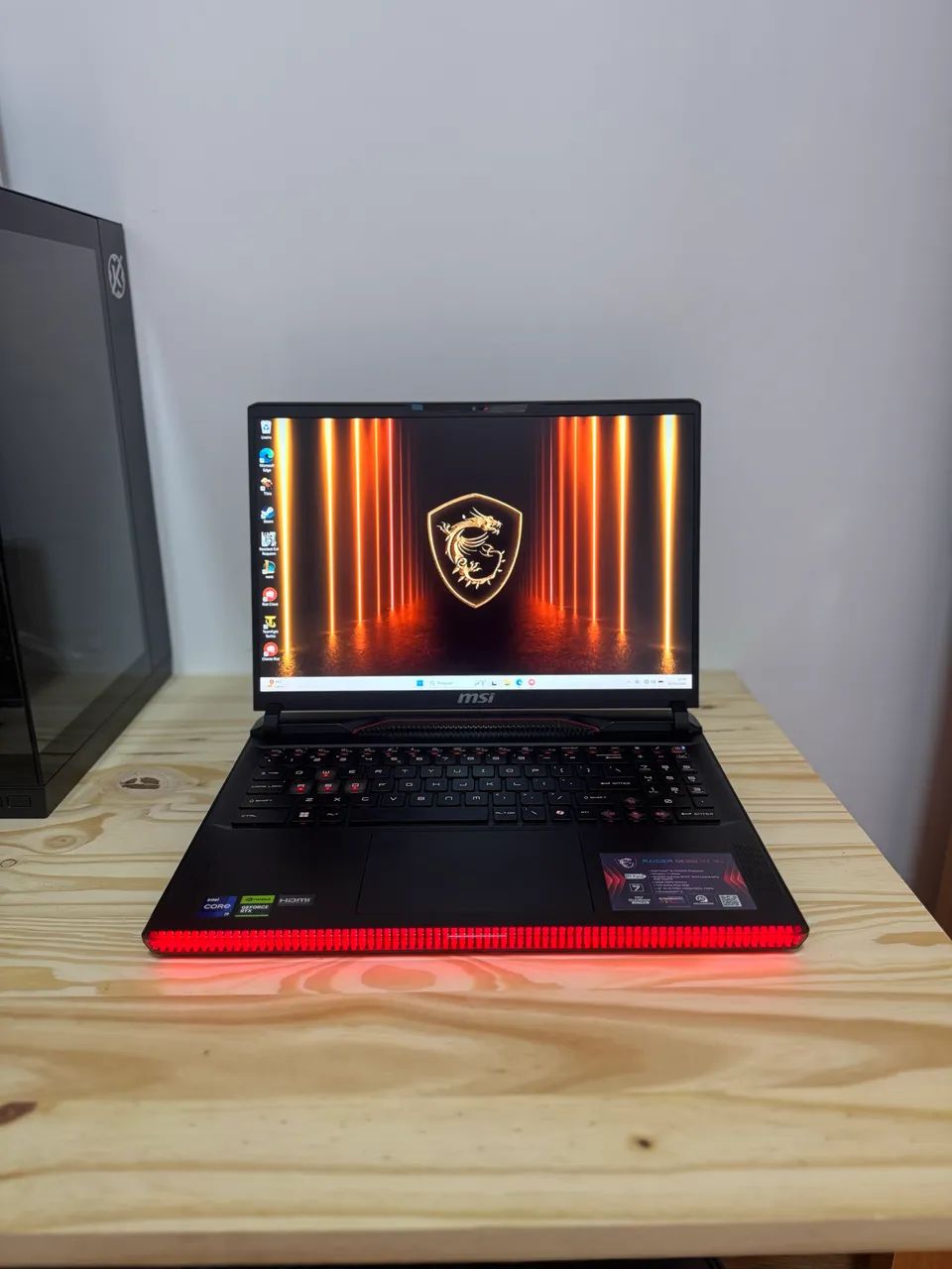 Notebook MSI Raider - Intel Core i9 14900HX / RTX 4070/ 32GB DDR5
