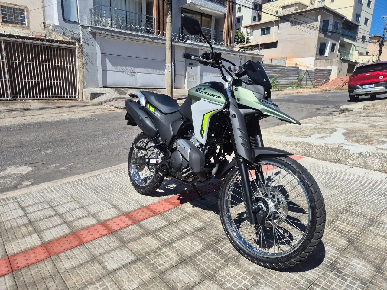 Lander 250