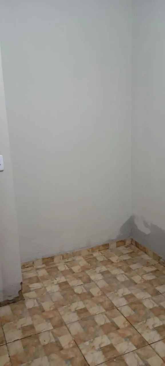 Vendo casa de esquina! - Foto 4