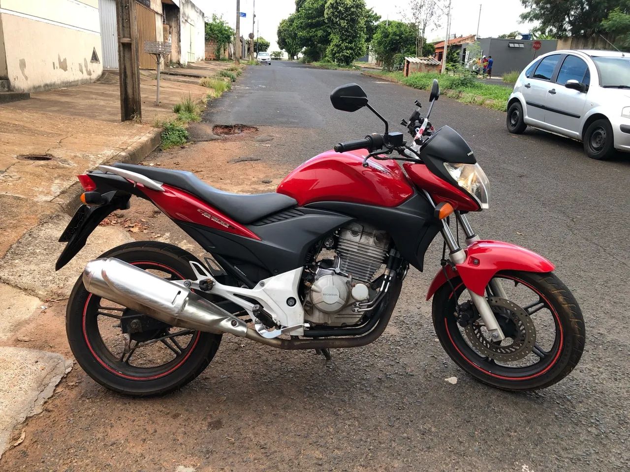 Cb 300 2011 - Foto 3