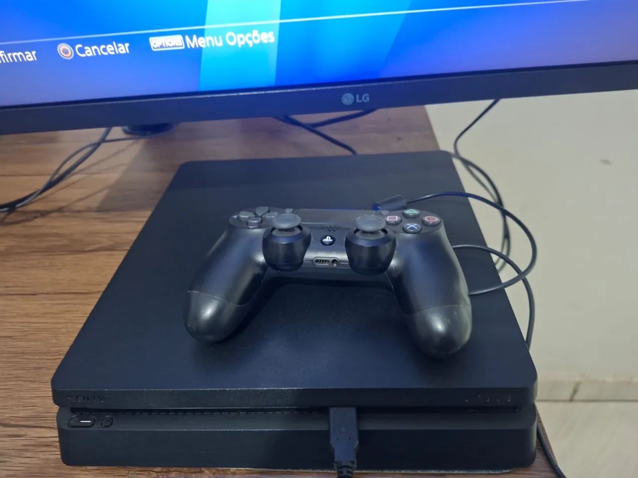 Ps4 slim