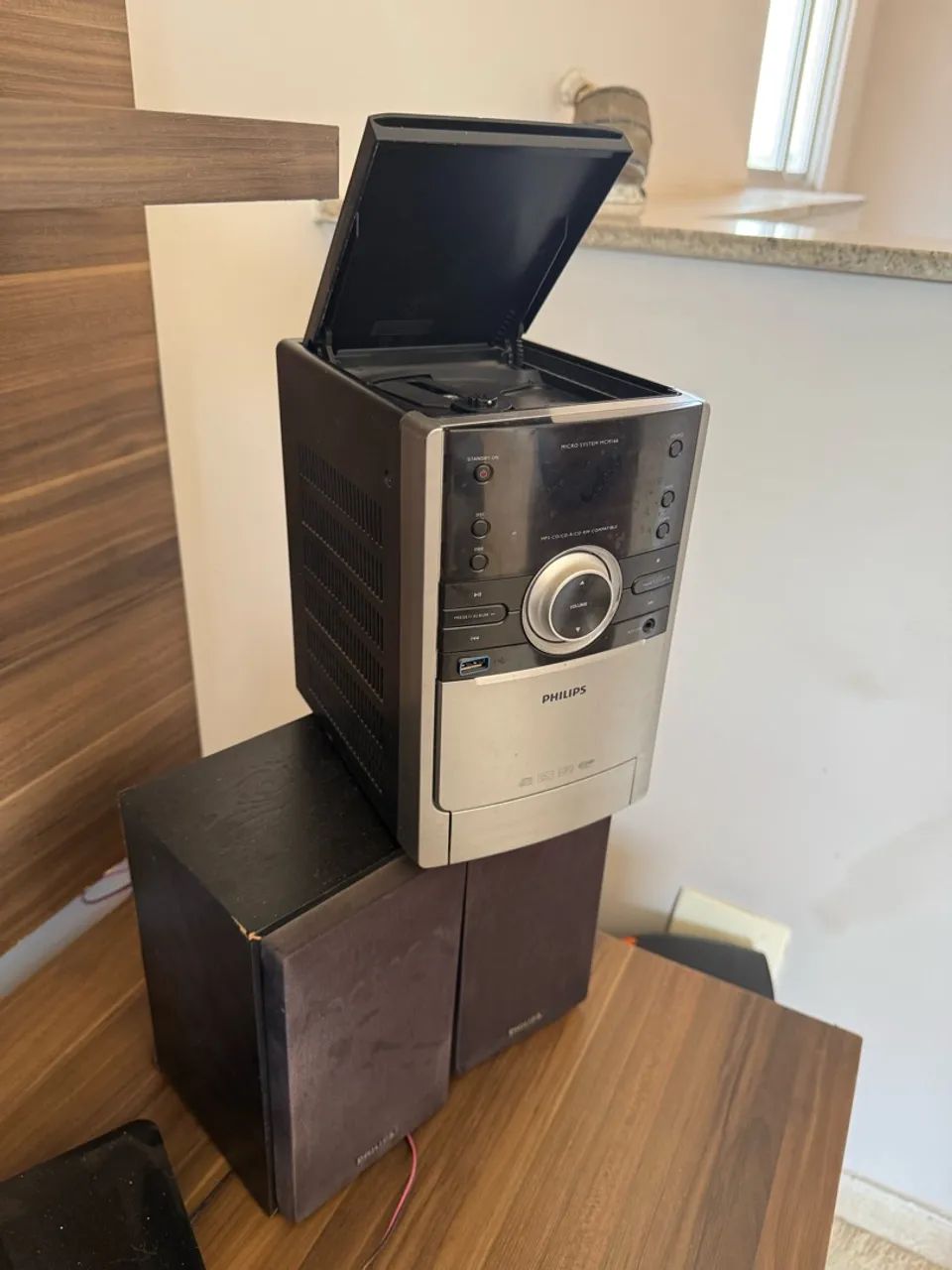 ? MICRO SYSTEM PHILIPS MCM166 - COMPLETO COM 2 CAIXAS - Foto 2