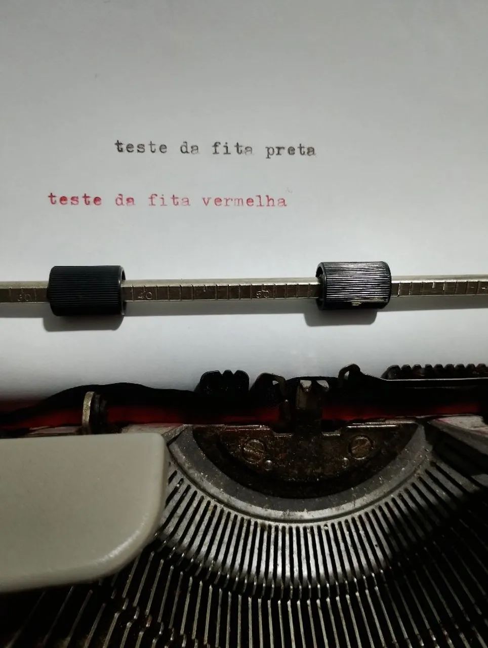 Máquina de escrever (datilografar) - Foto 3