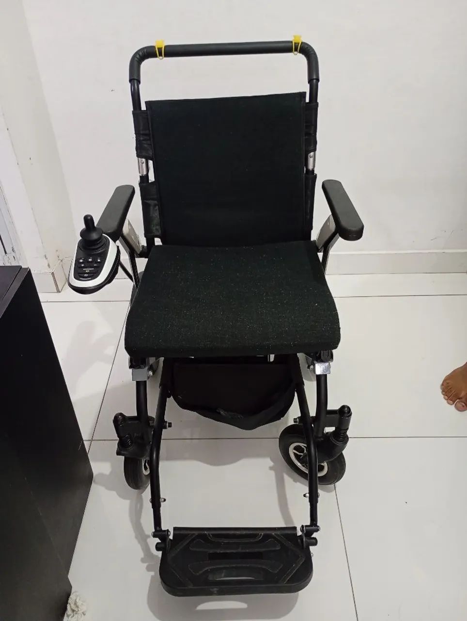 Cadeira de rodas motorizada  - Foto 3