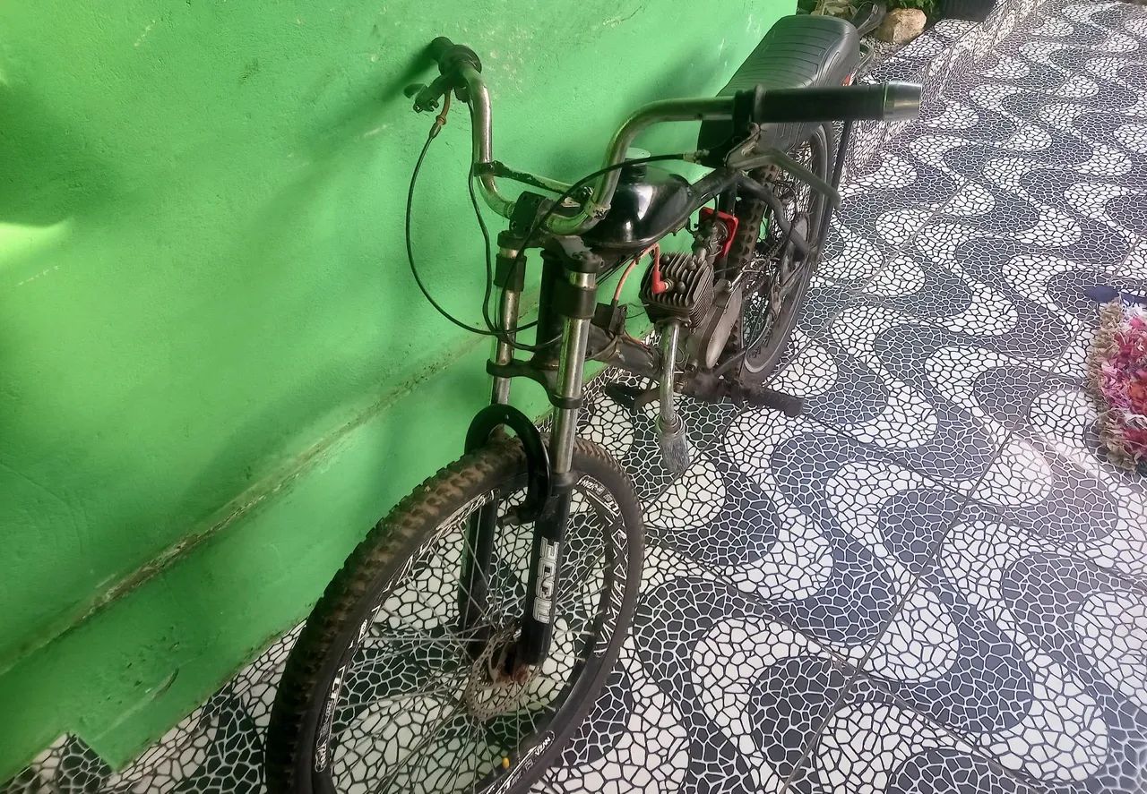 Bicicleta motorizada 80c - Foto 2