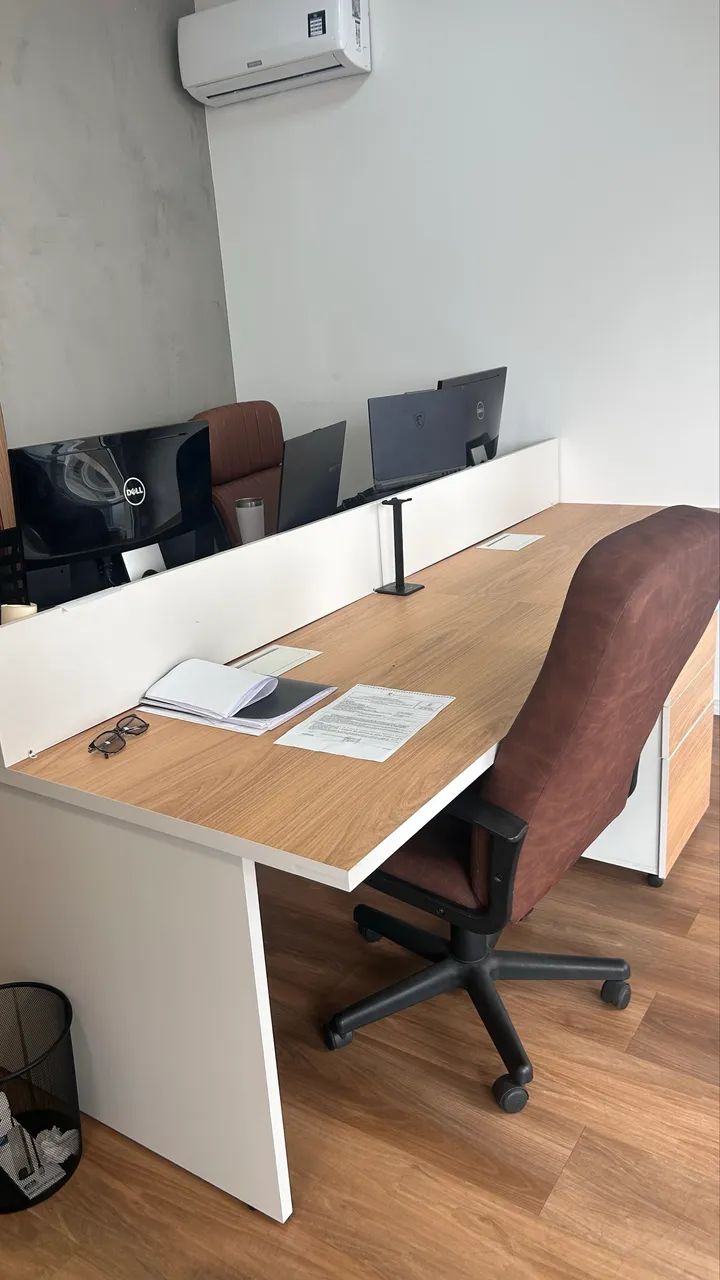 Mesa de escritório 4 lugares