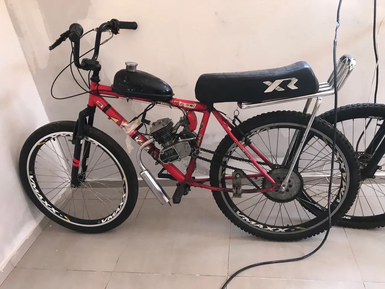 Bicicleta e motorizada vendo e troco 