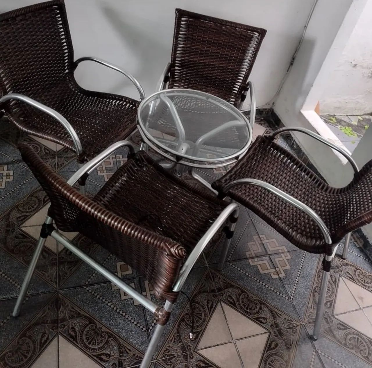 Conjunto de cadeira com centro para varanda