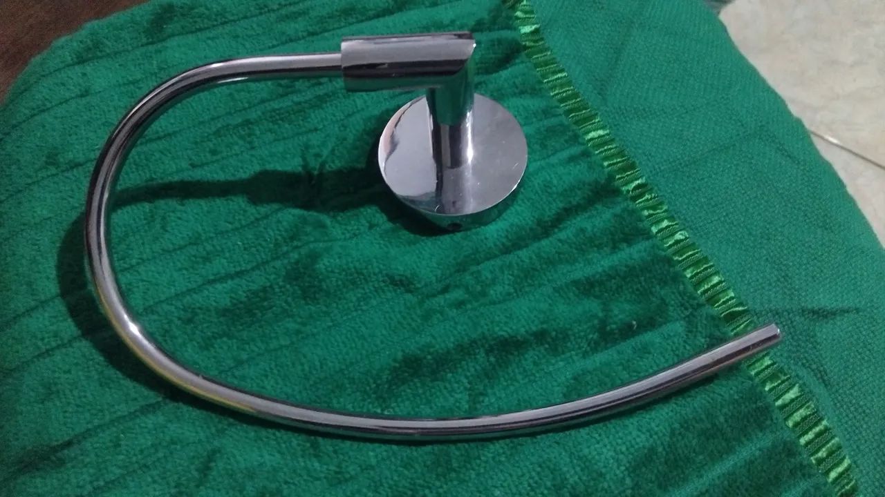 Vendo kit porta toalhas  - Foto 5